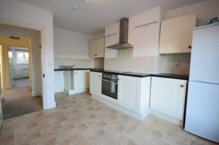 2 bed apartment to rent in 21, High Street, Leominster - Photo 3