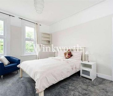 New River Crescent, London, N13 - Photo 1