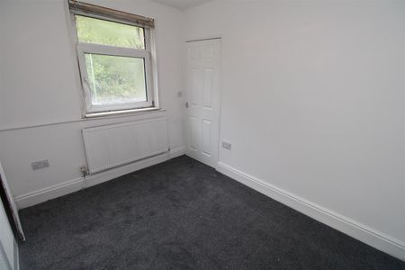 House - Terraced For Rent King Street, Ebbw Vale - Photo 3