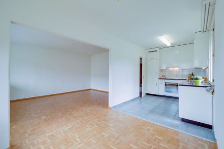 Who likes to live on the top floor... - Photo 2