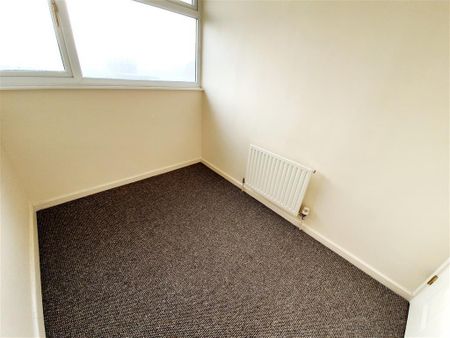 HarperAvenue, Burton-on-Trent - Photo 2