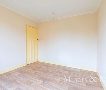 3 bedroom detached bungalow to rent - Photo 4