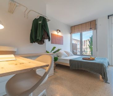 Carrer de Garcilaso, Barcelona, Catalonia 08027 - Photo 6