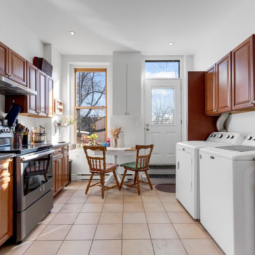 3616 Rue Notre-Dame O. - Photo 1