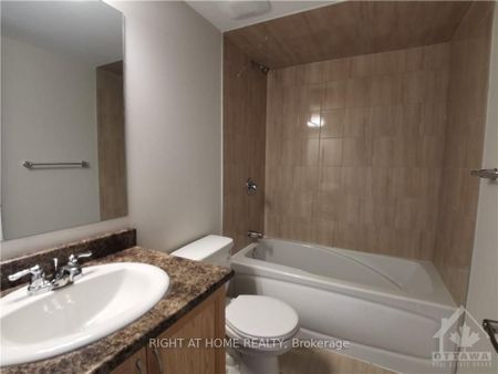 For Lease - 1414 Hemlock Road, Manor Park - Cardinal Glen and Area, Ontario - Photo 4