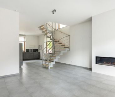 Woning te huur in Antwerpen voor € 1.650 met 3 slaapkamers - Photo 3