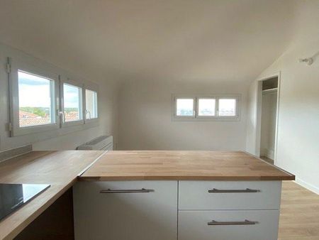 Appartement meublé à louer - 1 pièce - 22 m² - Photo 2