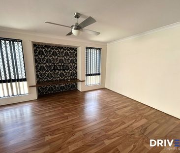 Spacious Family Home Close to Schools and the Beach - Photo 2