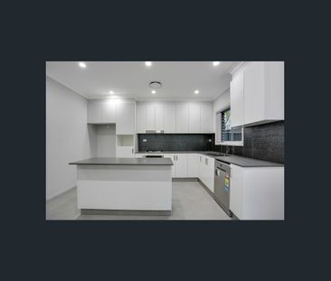 Executive 4 Bedroom Townhouse - Photo 6