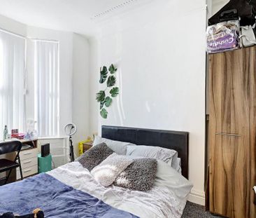 4 bedroom property to rent - Photo 3