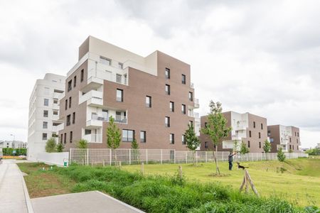 location Appartement T3 DE 67.91m² À CHESSY - Photo 5