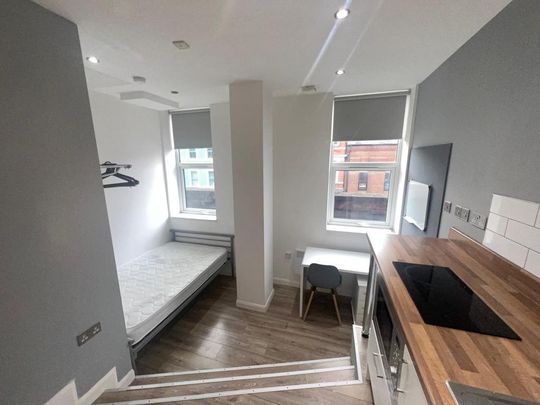 Studio to rent - Photo 1