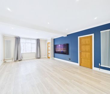 3 bedroom semi-detached house to rent - Photo 3