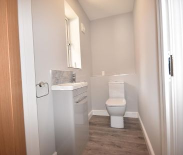 3 bedroom end of terrace house to rent - Photo 6