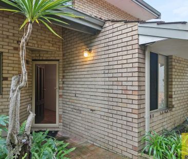 Comfort and Convenience in the heart of Cottesloe - Photo 5