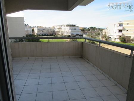 Location Appartement 2 pièces 46m² MONTPELLIER 34000 - Photo 3