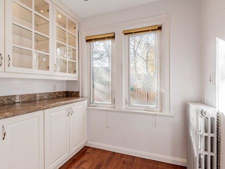 For Lease - 7 Duplex Crescent, Toronto, Ontario - Photo 5