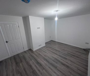 Lon Claerwen, Abertawe, SA6 - Photo 5