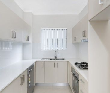 Two Bedroom Unit in the Heart of Corrimal! - Photo 1