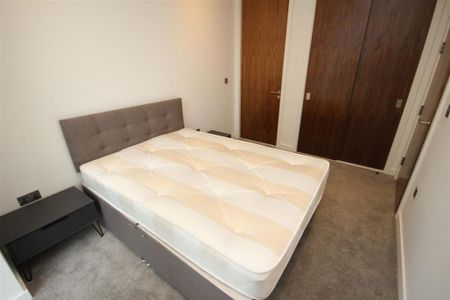 2 bedroom apartment to rent - Photo 4