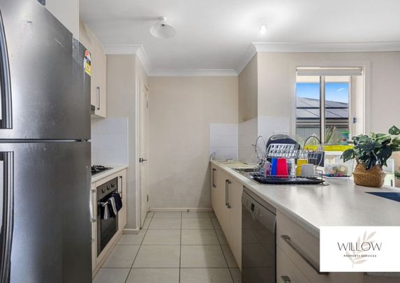 4-Bedroom Family Home in Eyre! - Photo 1