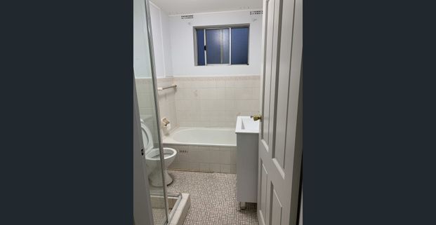 Renovated 2 bedroom Unit - Photo 1