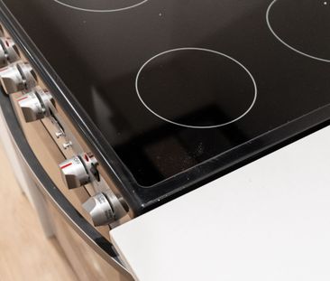 150 The Donway West - Photo 5