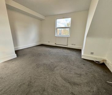 2 Bed Flat, Overnhill Road, BS16 - Photo 5