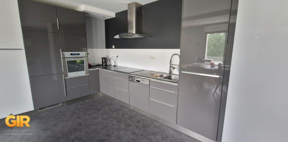 Location Appartement 2 pièces 57m² ST JACQUES DE LA LANDE 35136 - Photo 2