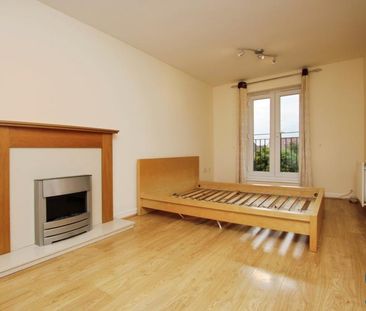 2 bedroom townhouse to rent - Photo 2