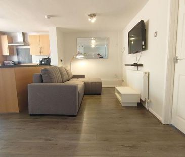 3 bedroom terraced house to rent - Photo 4