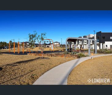 32 Odsal Walk, Strathtulloh, Vic 3338 - Photo 4