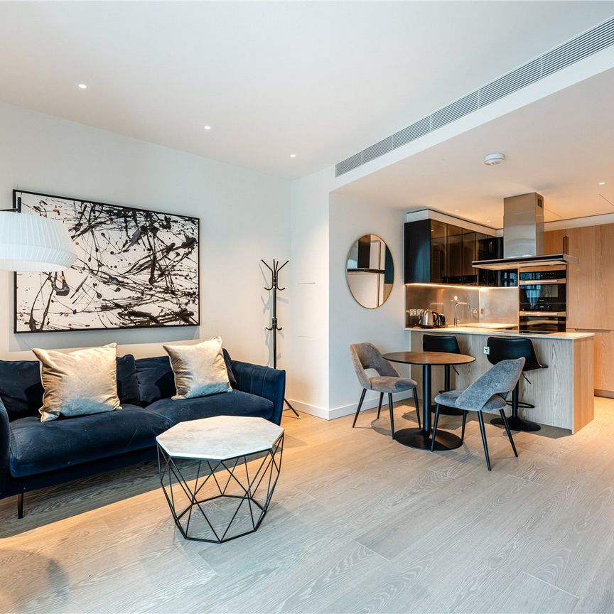 Modern One-Bedroom Apartment – River Park Tower, Nine Elms - Photo 1