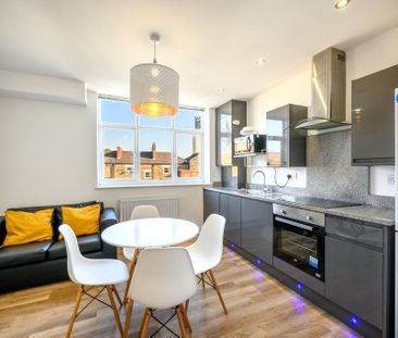 3 bedroom apartment to rent - Photo 5