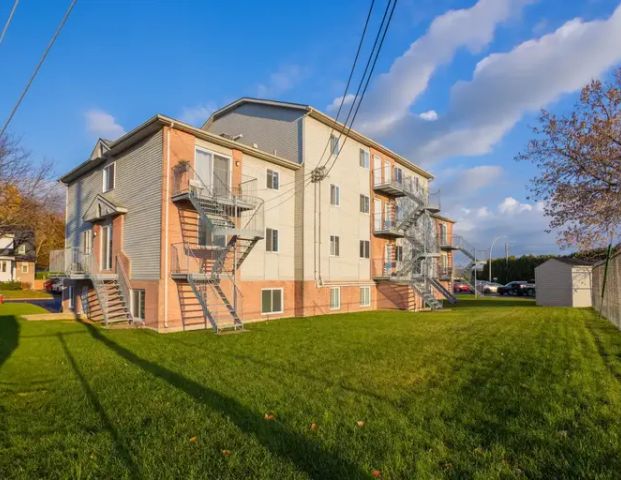 91, av. Joliet | 91 avenue Jolliet, Candiac - Photo 1