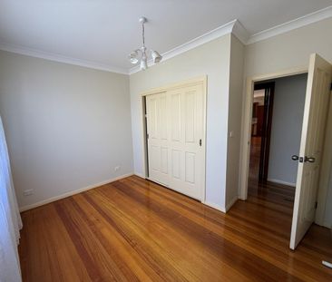 Stylish & Spacious 3-Bedroom Family Home | Mount Pritchard | Availa... - Photo 4