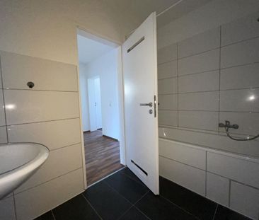 4-Zimmer-Wohnung mit Balkon in Wilhelmshaven-Fedderwardergroden mieten - Foto 4