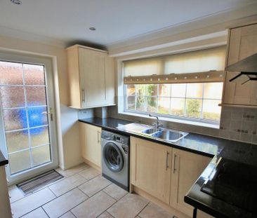 3 bedroom detached house to rent - Photo 1
