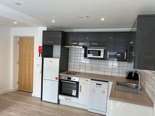 Studio to rent - Photo 1