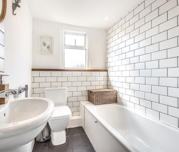 2 bedroom flat to rent - Photo 6