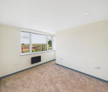 1 BED Apartment To rent - Photo 2