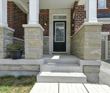 For Lease - 3303 Thunderbird Promenade, Pickering, Ontario - Photo 6