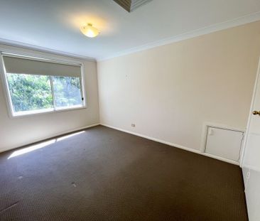 Spacious 4 Bedroom Family Home in a Quiet Cul-De-Sac - Photo 4