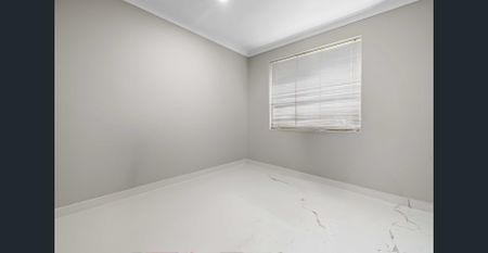 Spacious 5x3 with Side Access & Outdoor Bliss in Seville Grove! - Photo 5