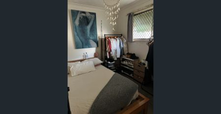 Charming 1-Bedroom Retreat in Prime Miami Location with Parking - Photo 5