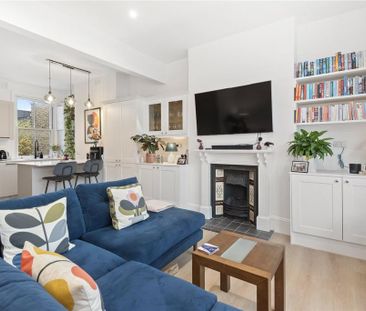 3 bedroom apartment to rent - Photo 2