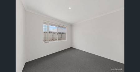 MODERN COMFORT, PERFECT LOCATION - Photo 5