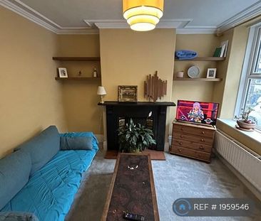 3 bedroom terraced house to rent - Photo 1