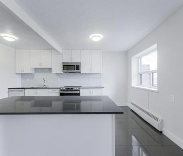 245 Lakeshore Drive | 245 Lakeshore Drive, Toronto - Photo 1