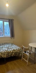 Fitzneal Street, London, W12 0BA - Photo 3